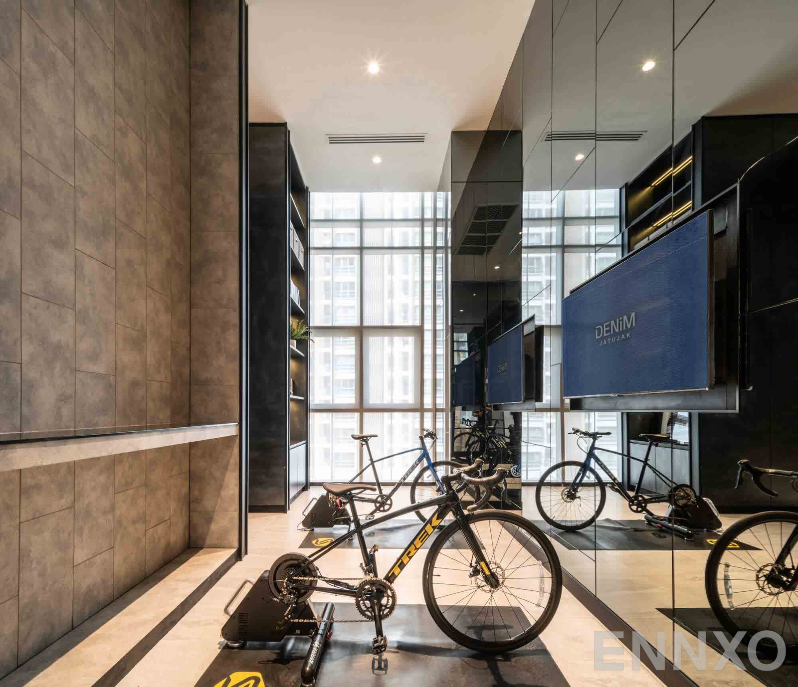 รูปห้องปั่นจักรยานของ เดนิม จตุจักร