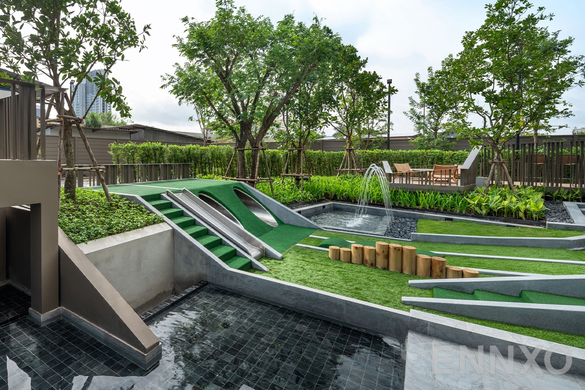 รูปสนามเด็กเล็นของ โอกะ เฮาส์ สุขุมวิท 36