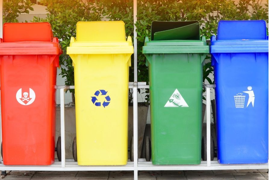 ถังขยะแยกประเภทอย่างไร ถังขยะ 4 สีมีอะไรบ้าง รู้จักการแยกขยะที่ถูกต้อง