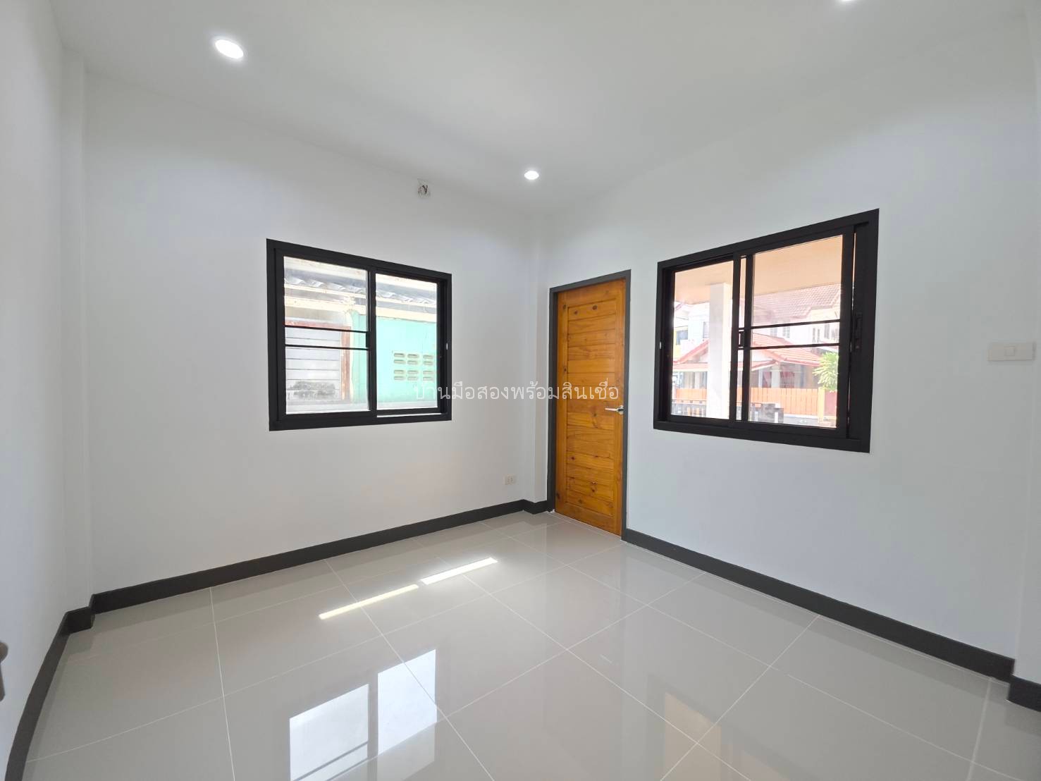 หมู่บ้านซื่อตรง ถนนสุวินทวงศ์ 29 10