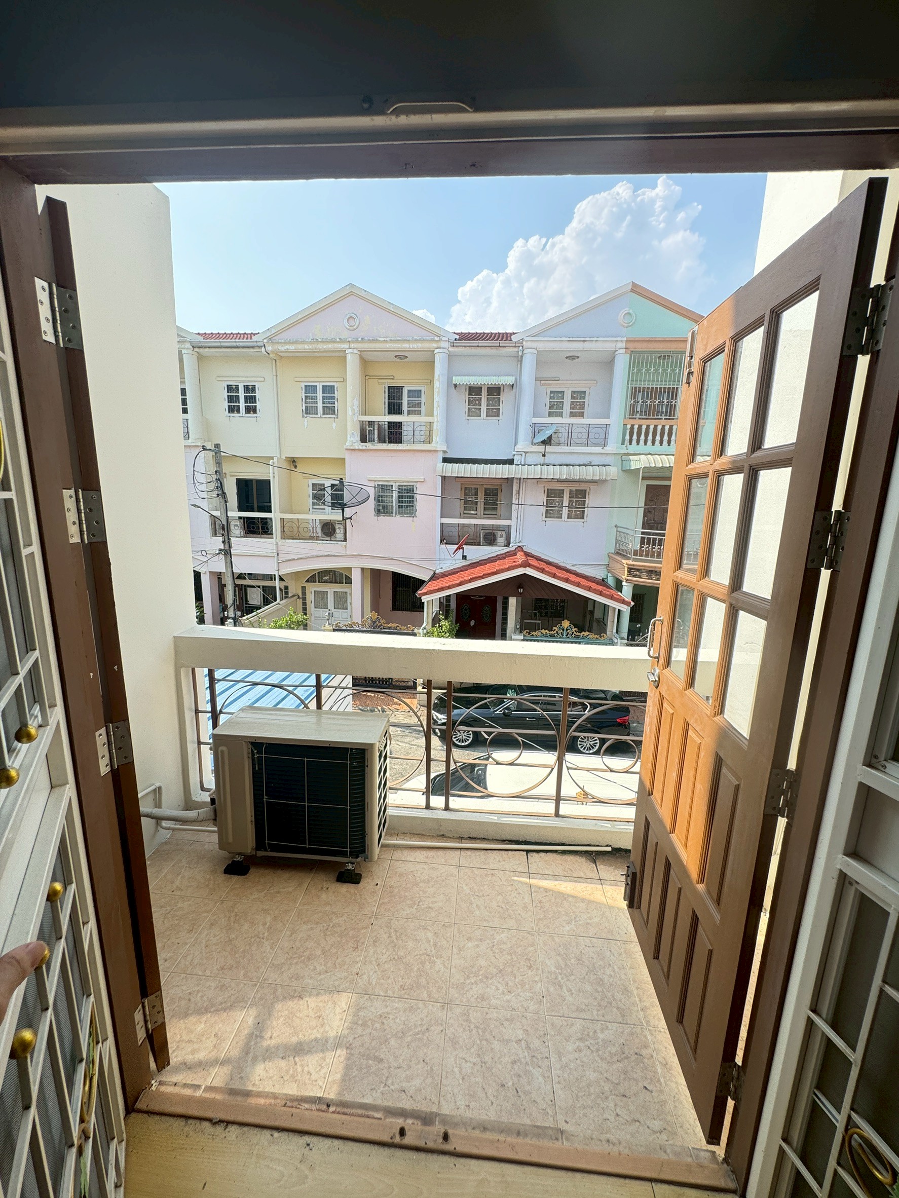 บ้านทาวน์โฮม3ชั้น ย่านท่าพระ 11