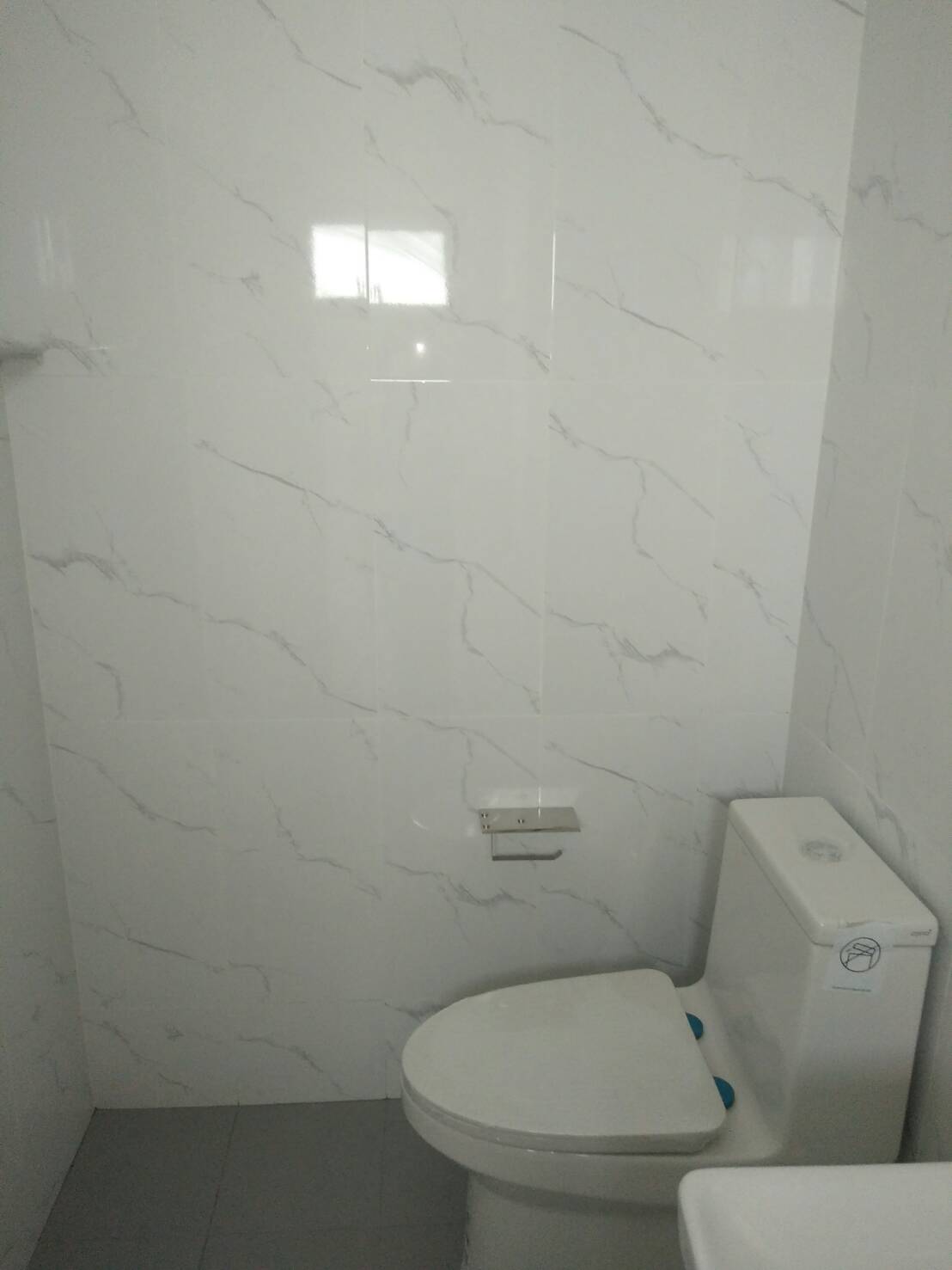 ทาวน์โฮม 2 ชั้น 3 ห้องนอน 3 ห้องน้ำ 6