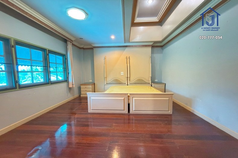 ขายบ้านเดี่ยว 2 ชั้น 390 ตารางวา หมู่บ้านกฤษดานคร 25 ถนนนิมิตใหม่ ซอยประชาร่วมใจ 31  ใกล้รถไฟฟ้า 20