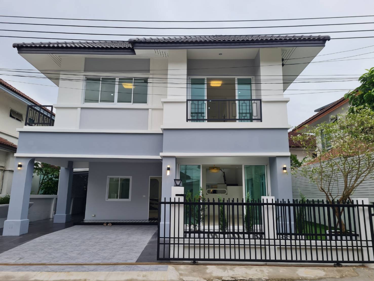 บ้านเดี่ยว renovateใหม่ 50.20 ตรว. ลาดพร้าว101แยก42 ม.วาสินี กทม ใกล้รถไฟฟ้า 1
