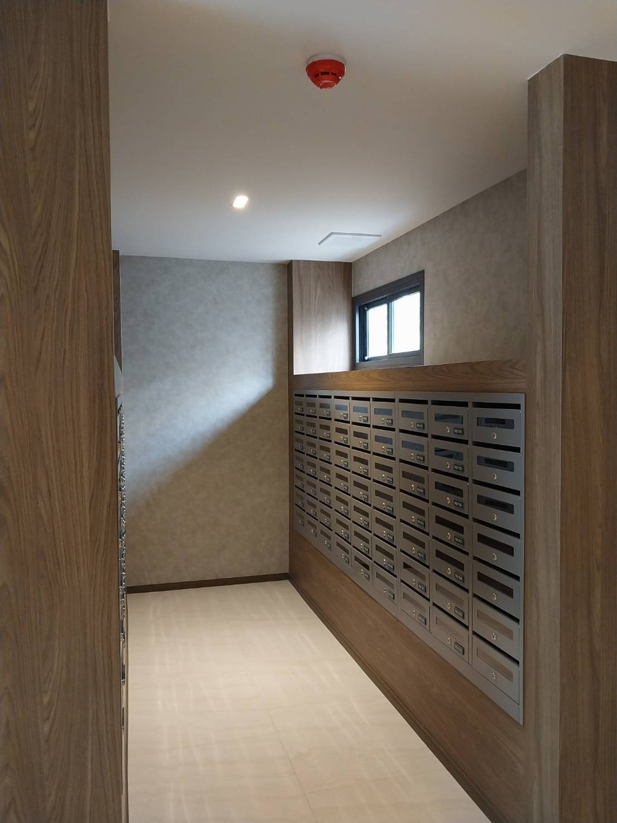 🔥 ให้เช่าคอนโดหรู ใกล้ศิริราช 2 นาที | ห้องมุม 2 นอน 60 ตร.ม. วิวสวน ร่มรื่น 🌿 คอนโดสไตล์ Boutique Hotel ส่วนตัว เงียบสงบ เหมาะพักผ่อน ห้องมุม ชั้น 7