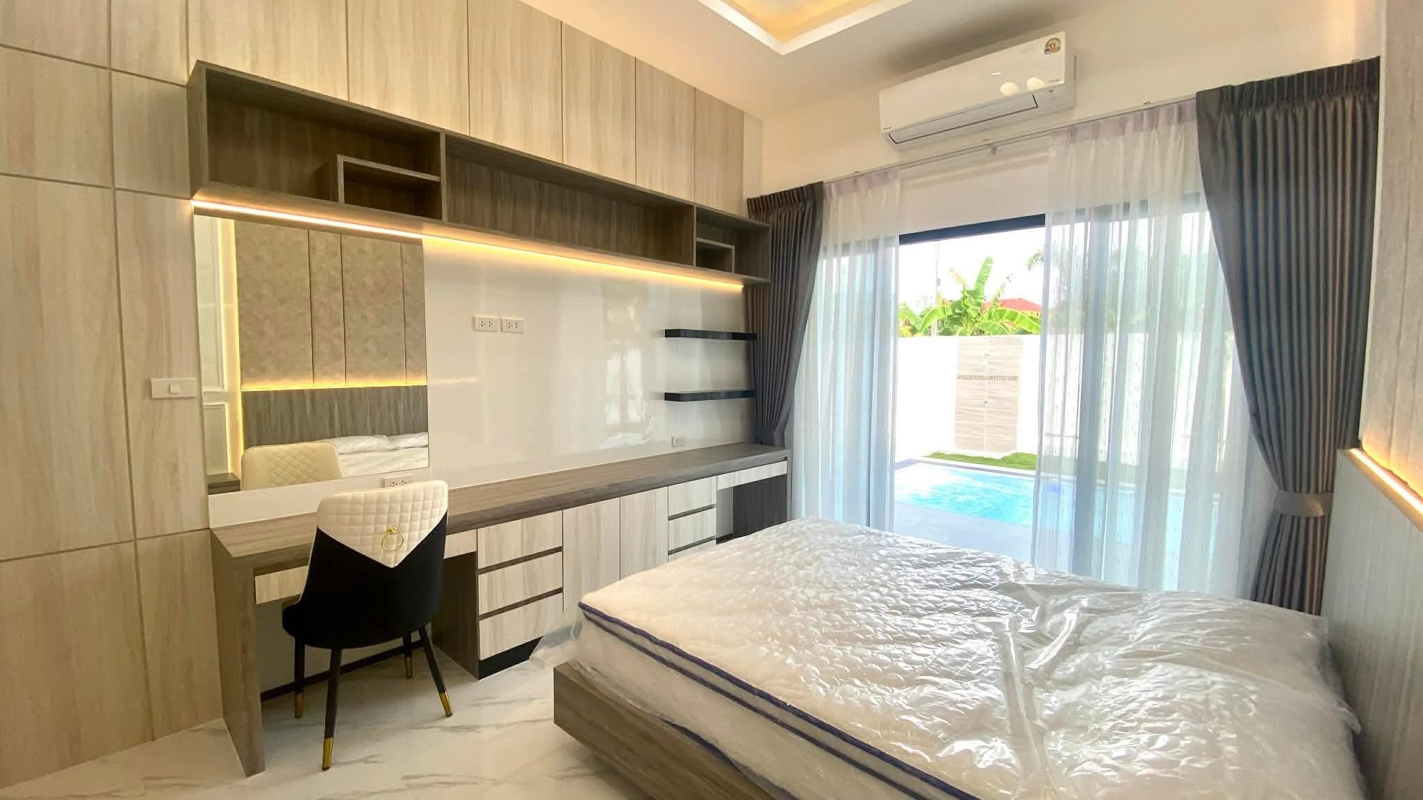 For Sale ขายบ้านพูลวิลล่าหรู บ้านใหม่มือ 1 16