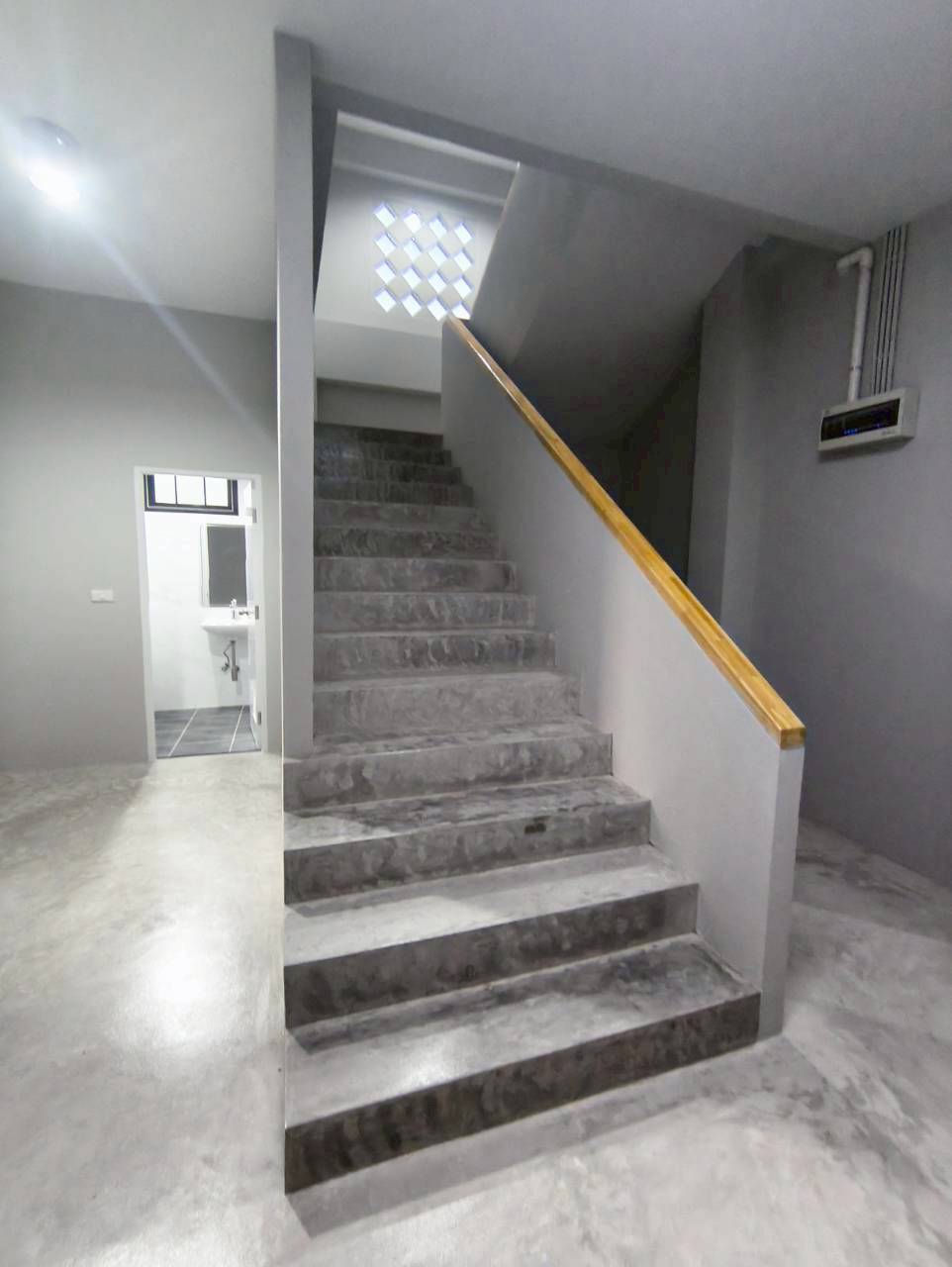 โกดัง+office+ บ้านพักอาศัย ให้เช่าบางใหญ่ 0818468978 9