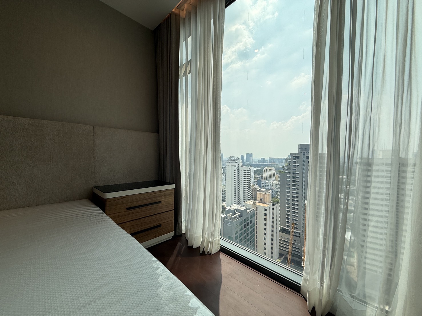 ปล่อยเช่าคอนโด Q1 Sukhumvit ทำเลดี ติด BTS นานา ใกล้โรงพยาบาลบำรุงราษฎร์ 5