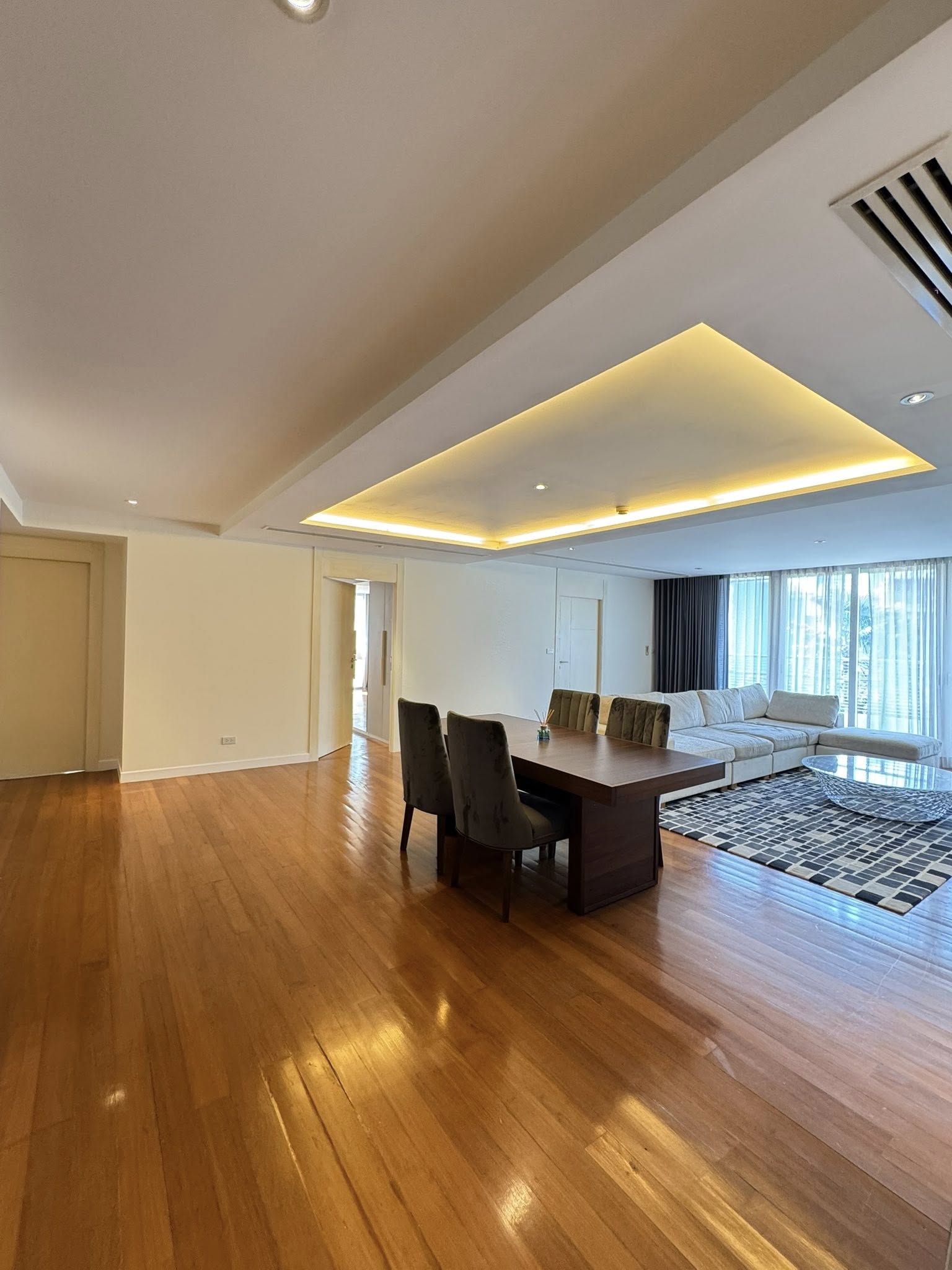 LA CITTA Penthouse – Thonglor 8 3BR3BR 3