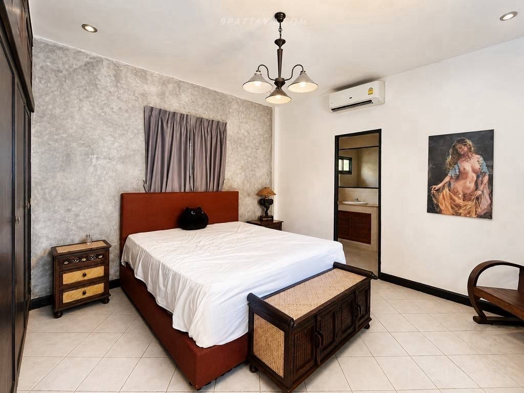 For Rent — Cherry Blossom 1 Pool Villa near Mabprachan Lake Land size: 100 sq.wah• 3 bedrooms• 3 bathrooms• Private swimming pool 5