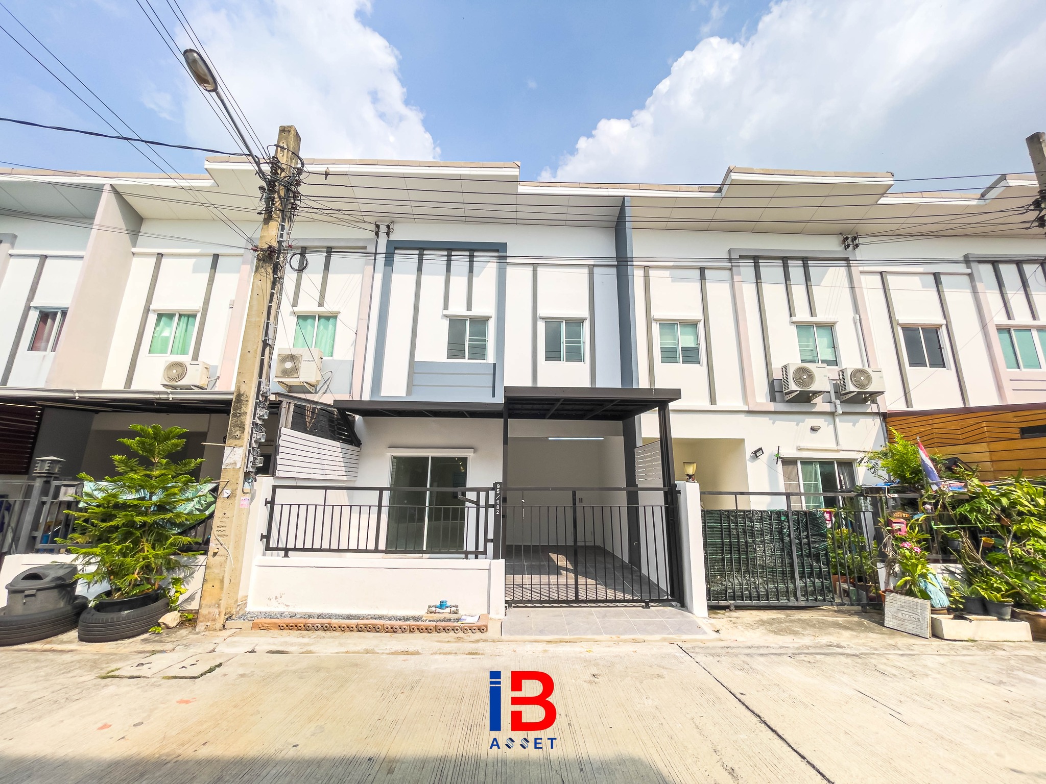 ขายบ้านทาว์นโฮม  หมู่บ้านไลโอ นอฟ วงแหวน - ปิ่นเกล้า (พระนอน) 9