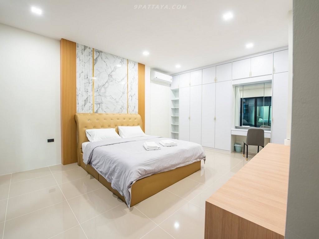 For Rent — Modern Pool Villa at Huay Yai PattayaModern-style pool villa with large land area and spacious living space in Huay Yai, Pattaya 6