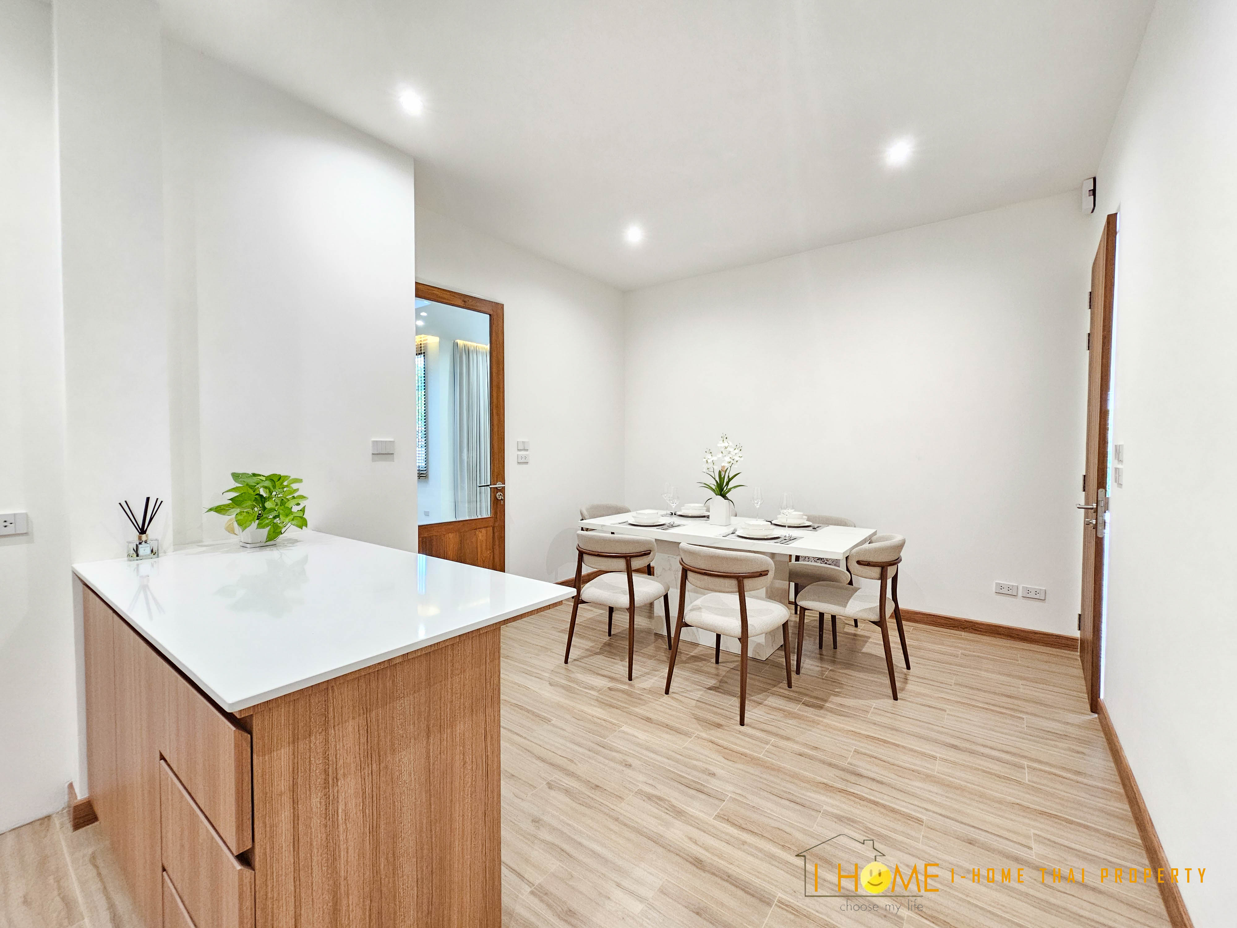 ขายบ้านเดี่ยวในโครงการใกล้สนามบินเชียงใหม่ 7.9ล้านฟรีโอน 16