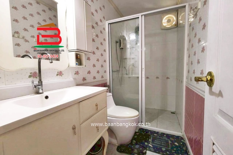 บ้านเดี่ยว เนื้อที่ 58.8 ตร.ว. หมู่บ้าน ซิลค์ วิลเลจ (สายไหม 54) ใกล้ปตท.สายไหม 56 ถนนสายไหม แขวงสายไหม เขตสายไหม 12