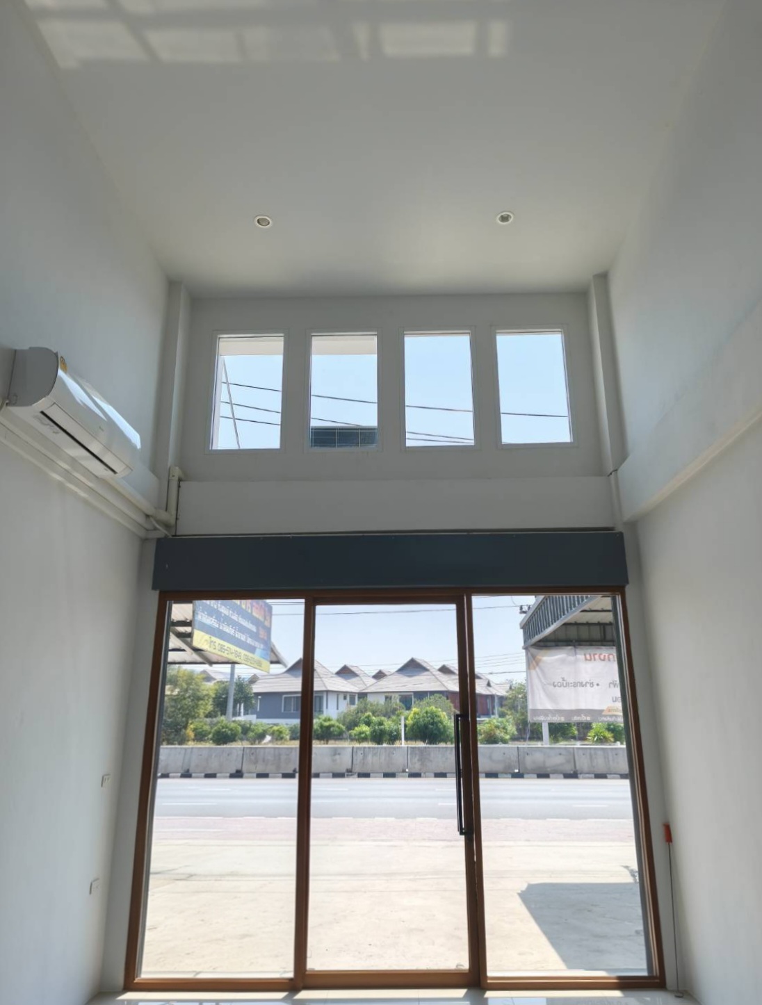 ตึกแถว 3 ชั้น ครึ่ง ถนนข้าวหลาม บางแสน จ.ชลบุรี 4