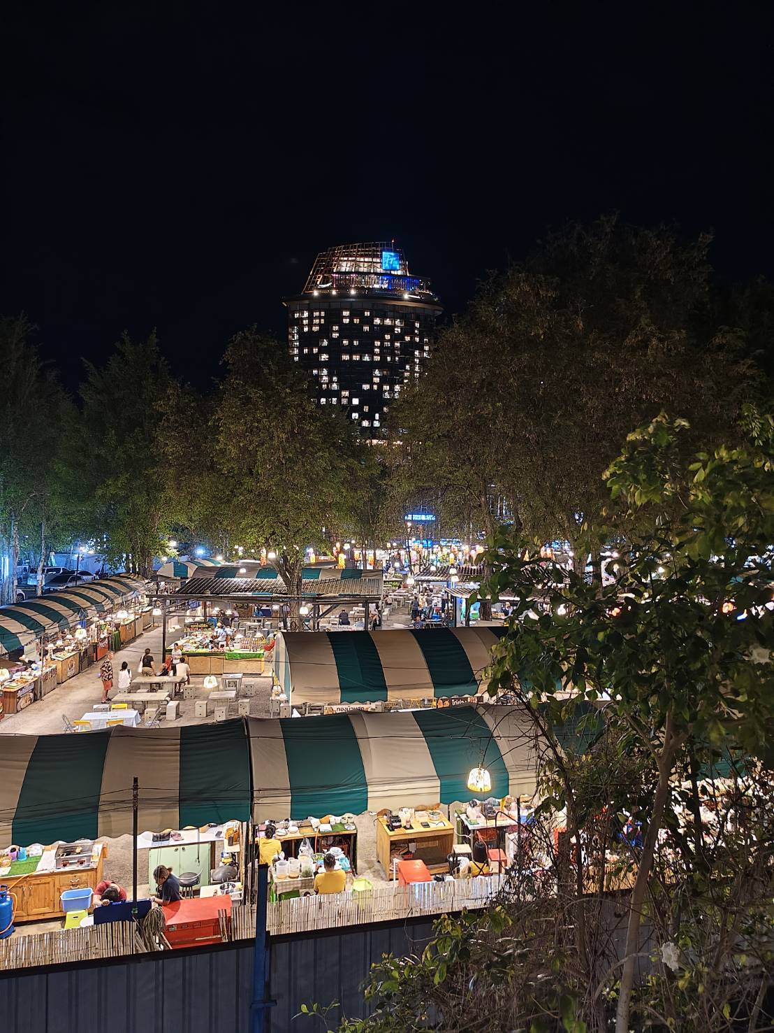 La Habana Hua Hin : ลา ฮาบานา หัวหิน, 12