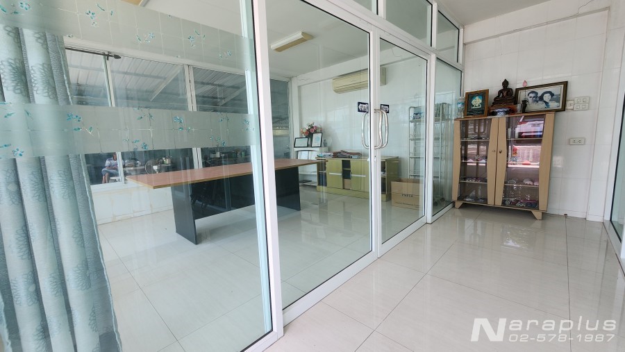 Listing No. 69050278 : ขายถูกกิจการโรงงาน อาคารสำนักงาน และโกดัง พร้อมเอกสาร รง. 4 ขนาด 1 ไร่ 3 งาน 97 ตรว ซอยเทพกุญชร 35  คลองหลวง ปทุมธานี 9