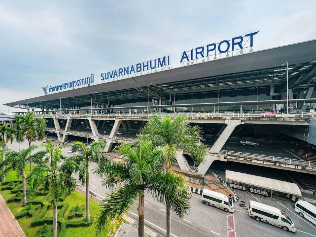 ขายที่ดินเปล่า 93-2-46 ไร่ คู่ขนานมอเตอร์เวย์ ติดถนนคุ้มเกล้า ใกล้สนามบินสุวรรณภูมิ แขวงลำปลาทิว เขตลาดกระบัง กรุงเทพๆ 8