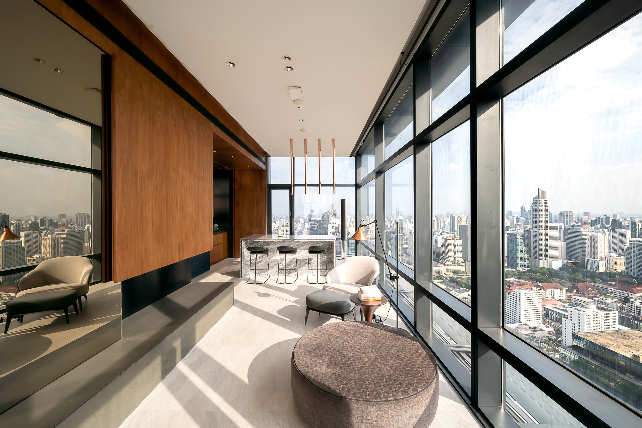 BEST DEAL!! For Sale | Circle Living Prototype, Bangkok 135 Sq.M. | Rare High-Floor Sky Residence (49th Floor) 14
