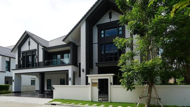MHR171 ปล่อยเช่าขายบ้านเดี่ยวหรู เดอะซิตี้ บางนา 2 ฟังก์ชัน 5 ห้องนอน 6 ห้องน้ำ จอดรถ 4 คัน โถงสูง Double Volume มีห้องใต้หลังคา 10