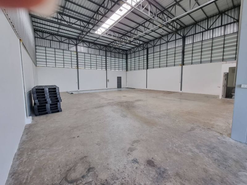 โกดังพร้อมออฟฟิศ 3 ชั้น ให้เช่า | ลำลูกกา คลอง 3 ปทุมธานี 16