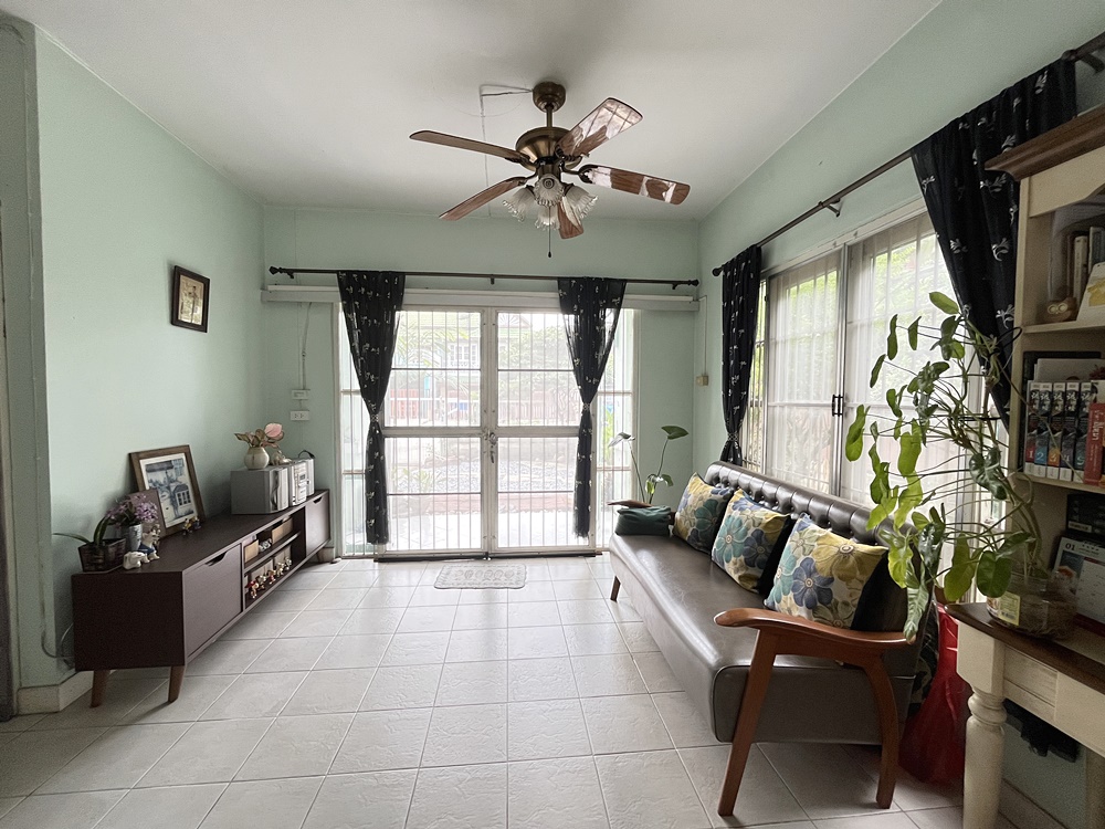 ขายบ้านแฝด พร้อมเฟอร์ หมู่บ้านพฤกษา17 ลำลูกกา คลอง3 9