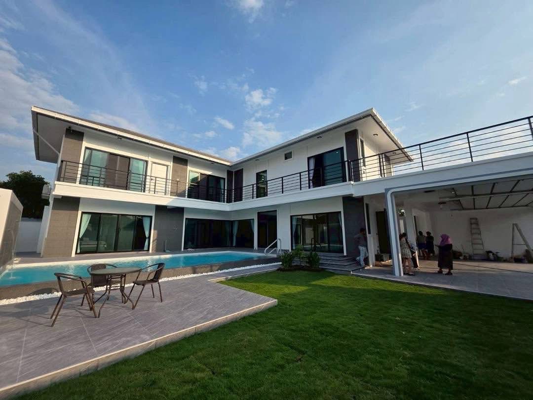 บ้านเช่าในพัทยาราคา 150,000 บาทต่อเดือน 17