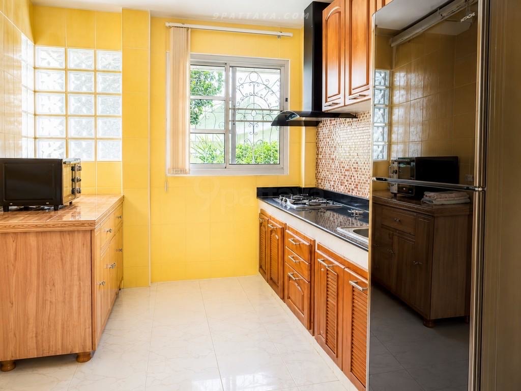 For Rent — Single House at Baan Chalita 1, PattayaSpacious single house for rent at Baan Chalita 1. Suitable for family living, long-term residence 10