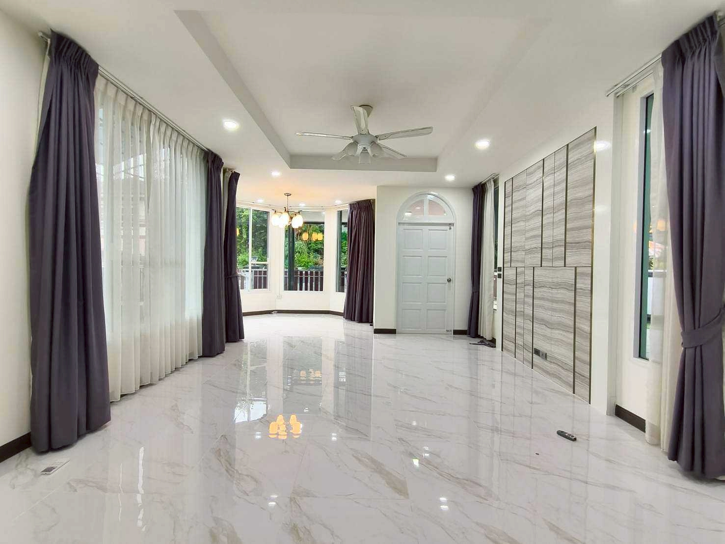 บ้านเดี่ยว รังสิต คลอง3 ม.ภัสสร1 นัดชมด่วน085-318-6868​คุณวา 8