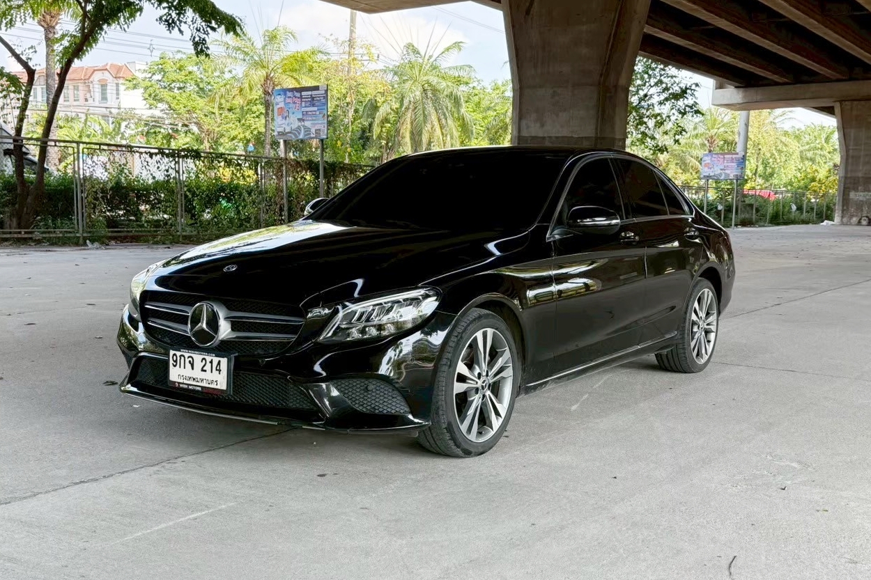 Mercedes-Benz  C220d W205 AT ปี 2019 รถมือสอง ขายถูก 1