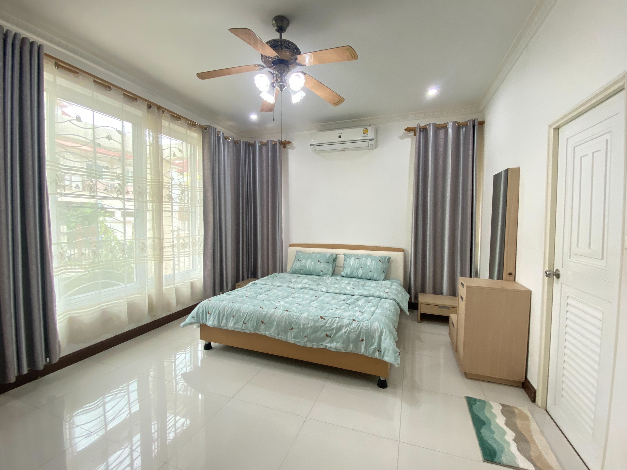 🎊 ให้เช่าบ้านหลังใหญ่ ใจกลางเมืองอุดรธานี ใกล้ CJ More เพียง 300 เมตร  (House For Rent) 4