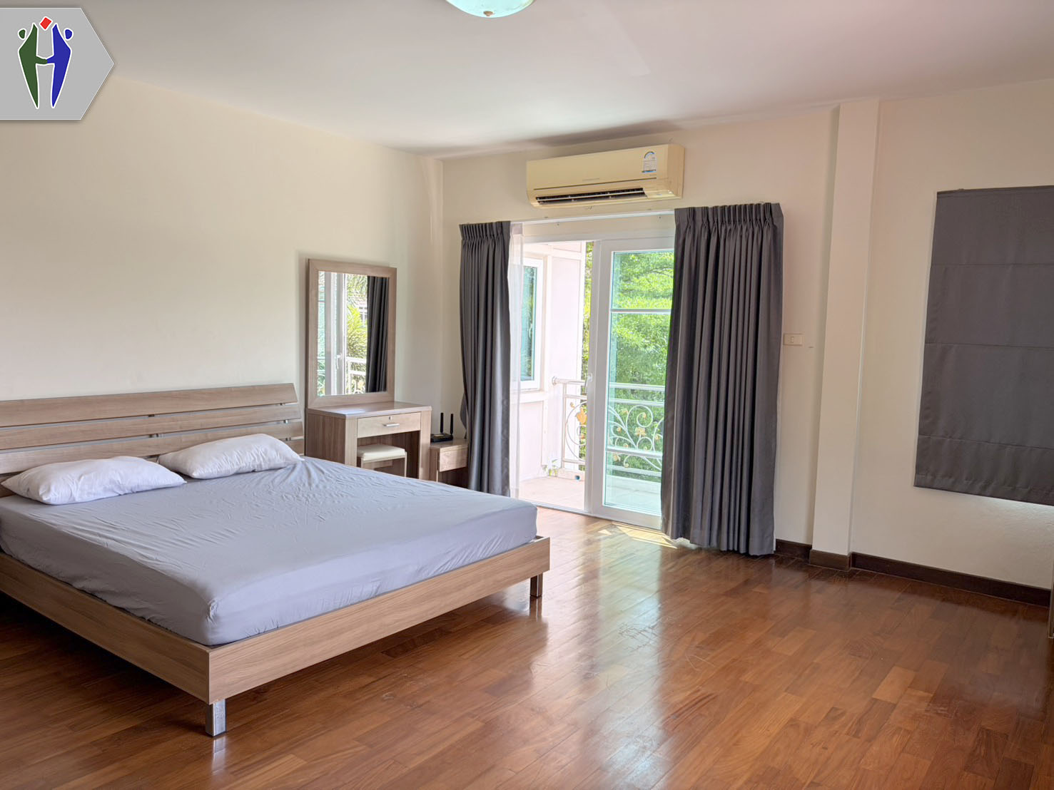 บ้านให้เช่า ทุ่งกลม – ตาลหมัน ที่จอดรถได้4-5คัน เลี้ยงสัตว์ได้ 7