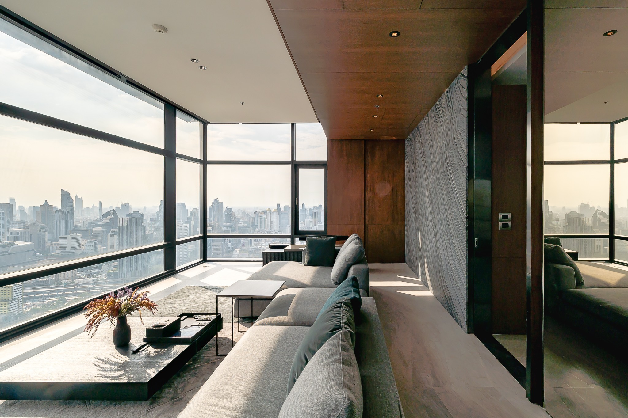 BEST DEAL!! For Sale | Circle Living Prototype, Bangkok 135 Sq.M. | Rare High-Floor Sky Residence (49th Floor) 10