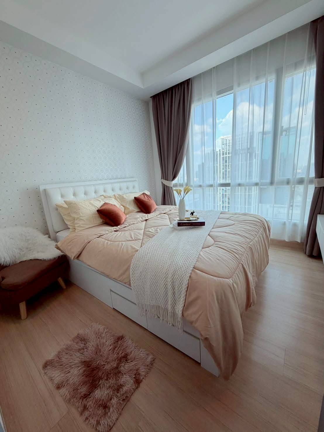 True Thonglor condo ( ทรู ทองหล่อ คอนโด) 2