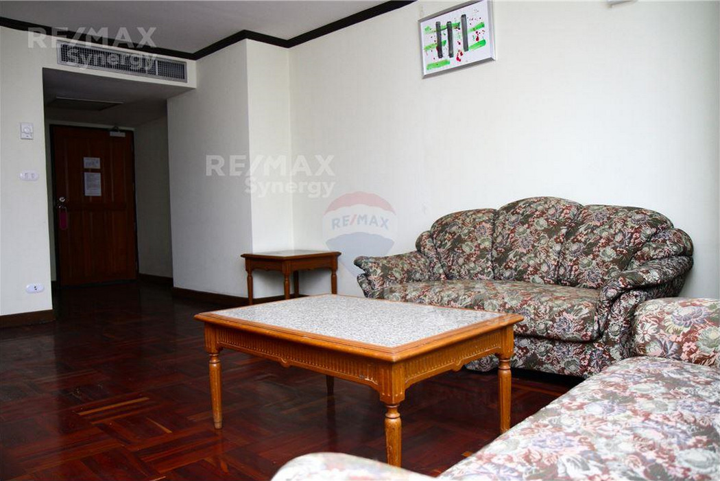 Condo Omni Tower Asoke Nana 3