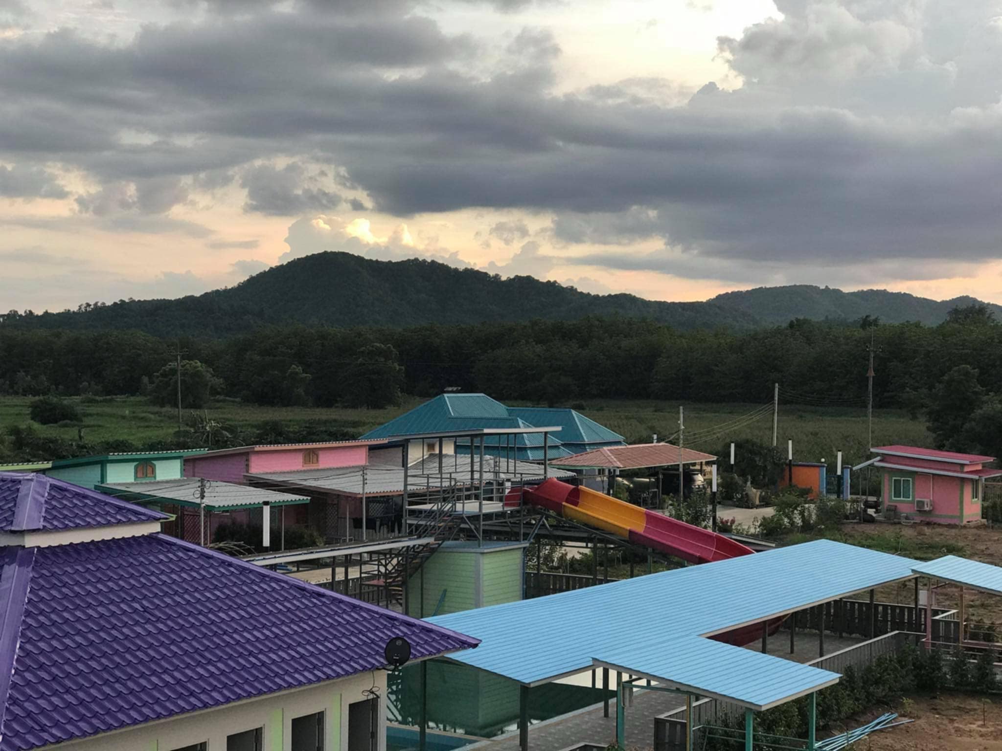 ขายบ้านสวน เพชรบูรณ์ สิบไร่ โฉนด สวนผลไม้และห้องพักสร้างรายได้ วิวสวยมากๆๆ 16