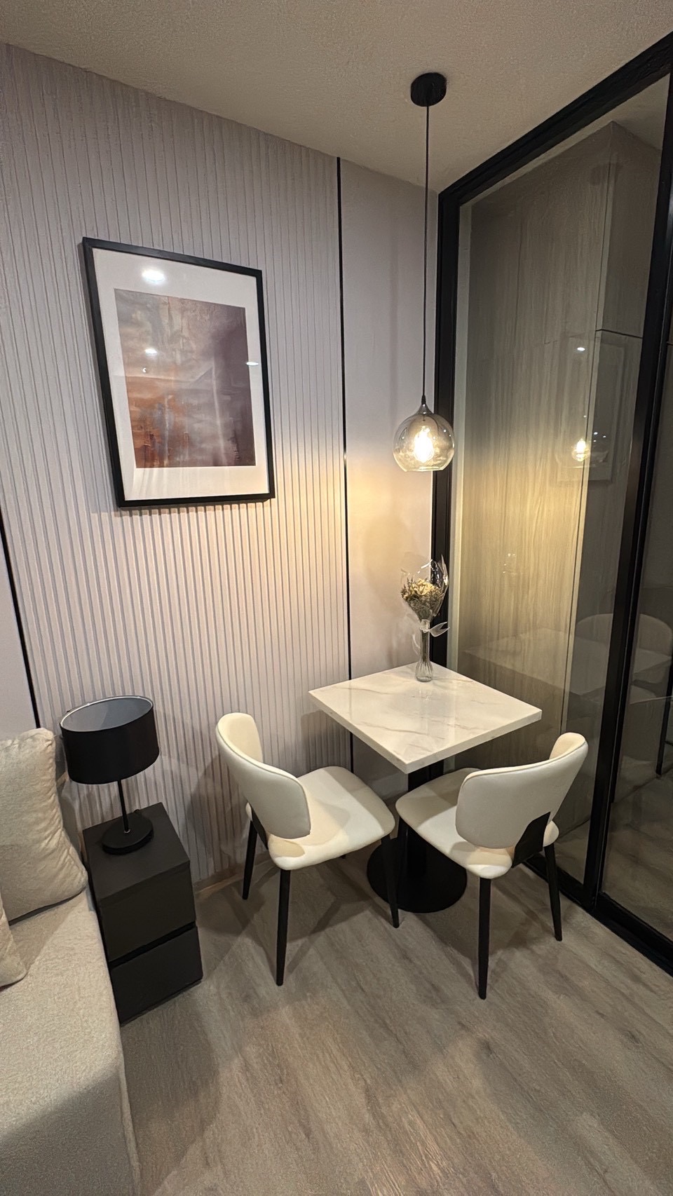 ให้เช่า Condo Origin place bangna ชั้น 10 ขนาด 29 ตรม. วิวสระ ระเบียงฝั่งตะวันออก แดดเช้า  ภาพจากห้องจริง เฟอร์นิเจอร์บิวท์อินครบ ที่นอน lLUNIO 5