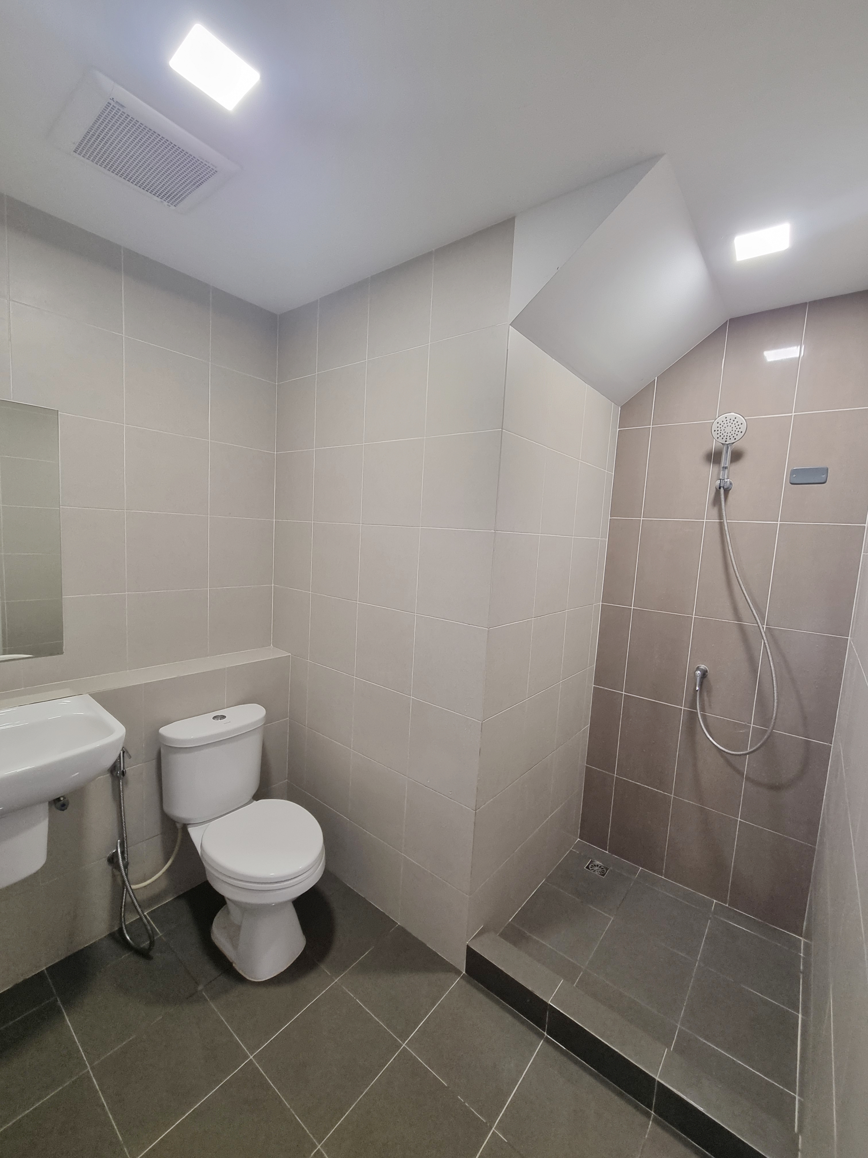 ทาวน์เฮ้าส์ เดอะธามราชพฤกษ์ - สิรินธร 14