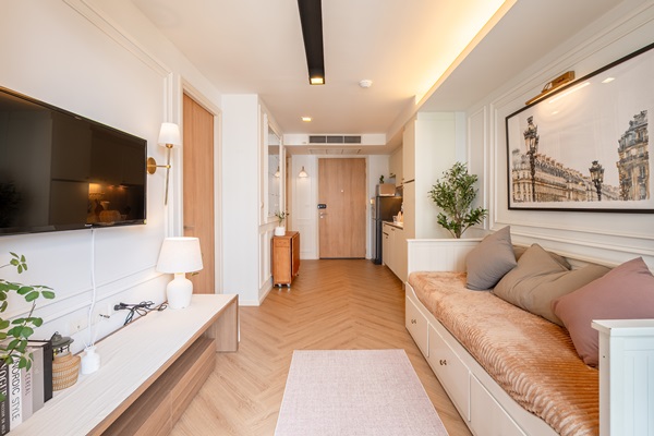 The Nest Ploenchit | Newly Renovated 1BR in Prime CBD — Move-in Ready Tel 062-992-5599 4