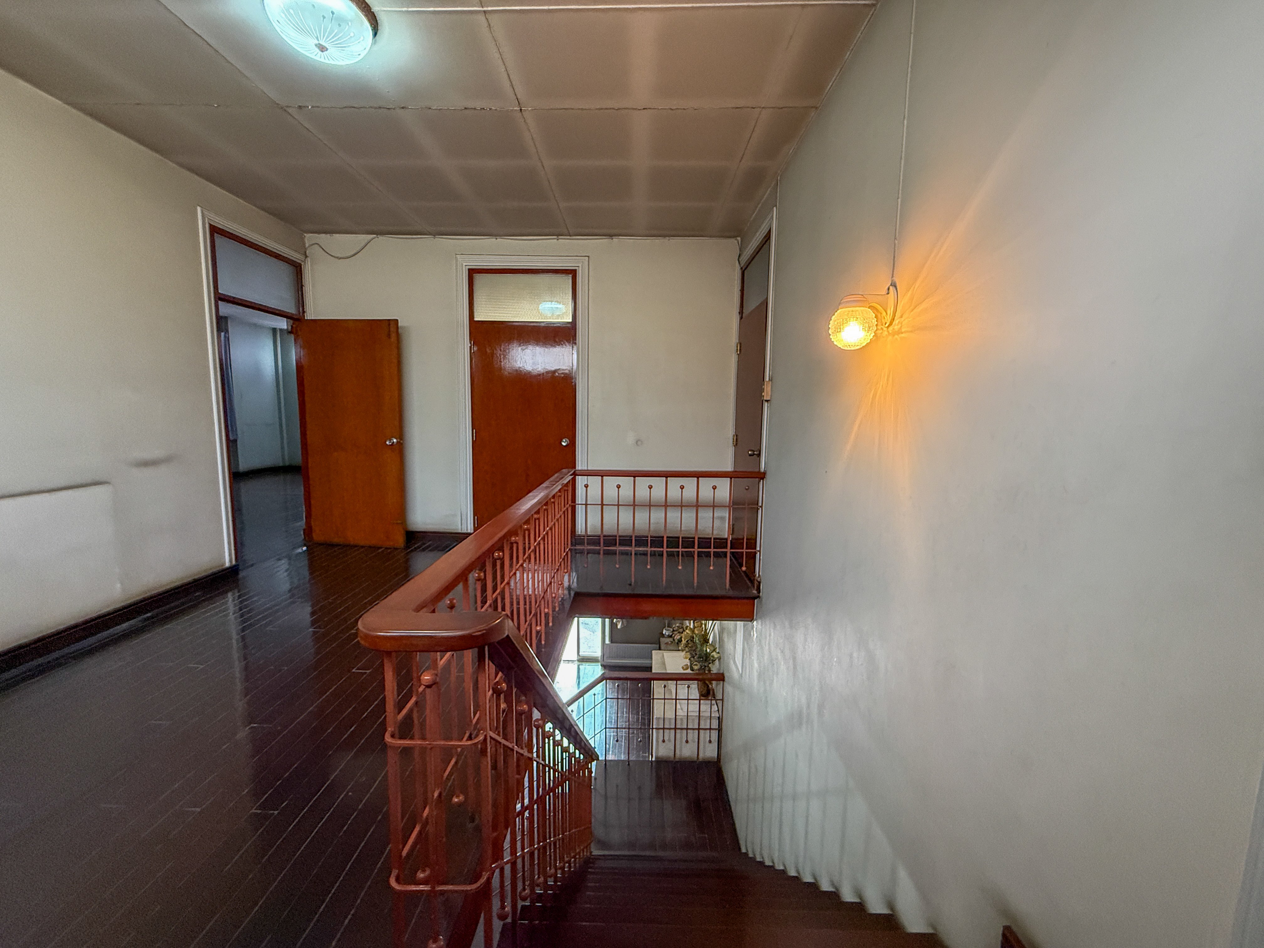 ให้เช่าที่ดินพร้อมสิ่งปลูกสร้าง 658 ตรว ,ติดถนนสาธุประดิษฐ์ เหมาะแก่การพักอาศัย และร้านคาเฟ่ ,ร้านอาหาร 6