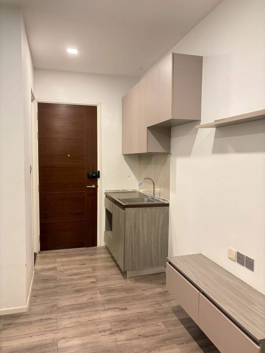 คอนโด บราวน์คอนโด รัชดา 11