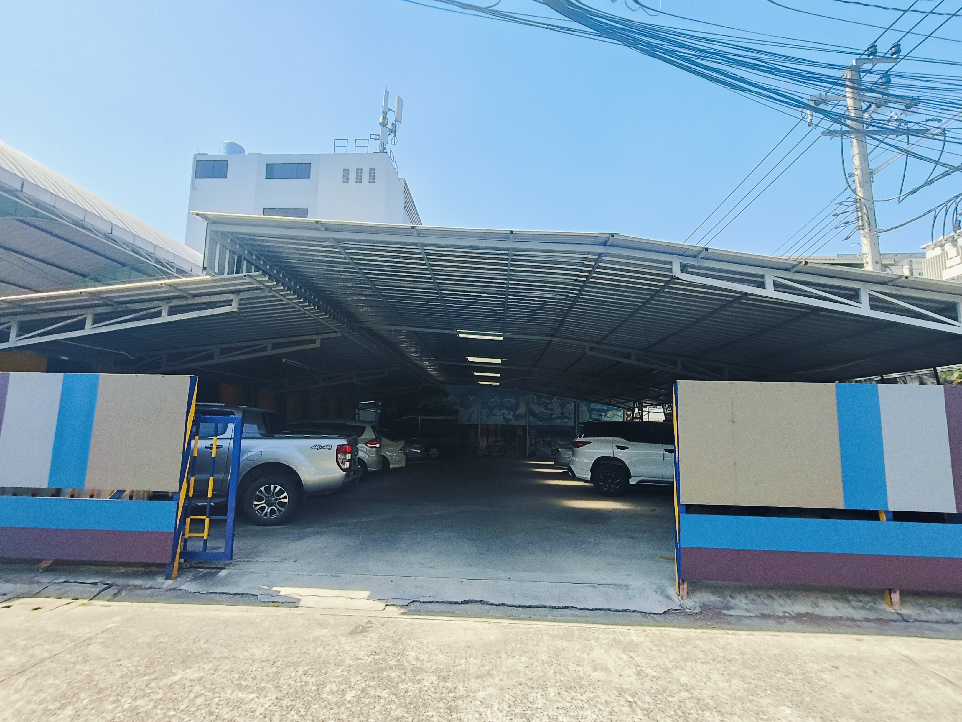 อาคารสำนักงาน 5 ชั้นลาดพร้าว 101 12