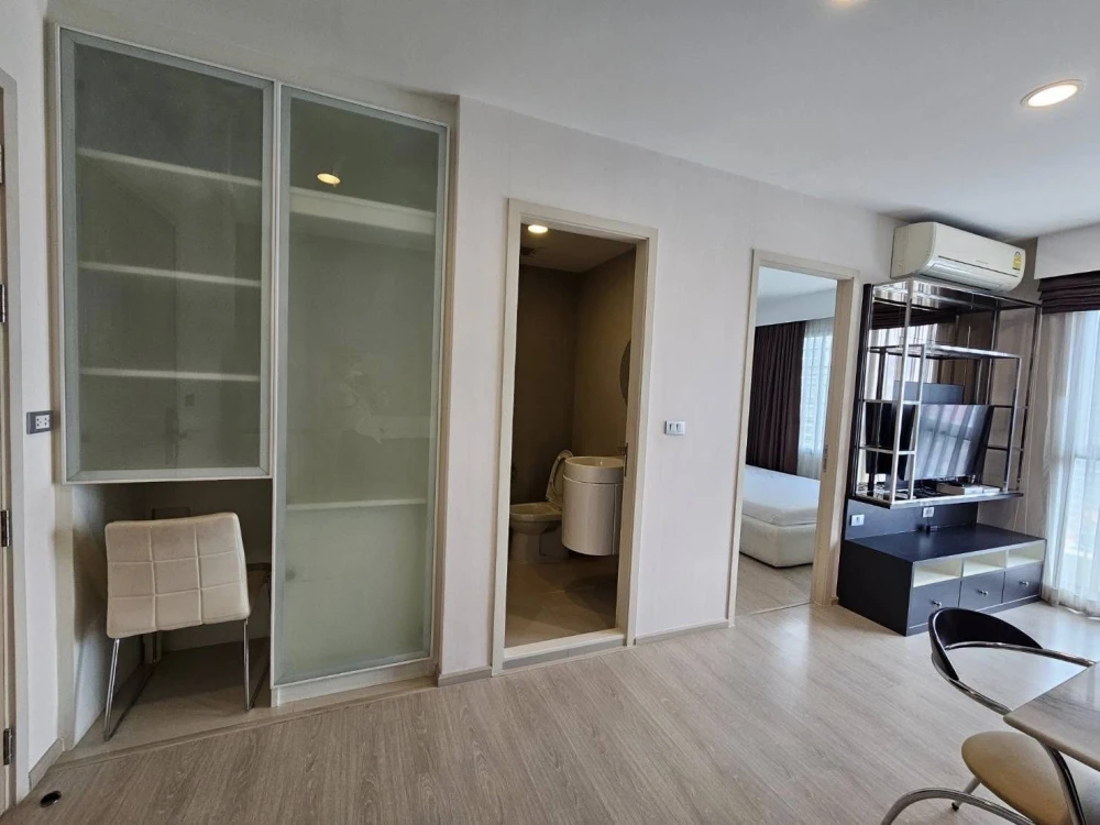 Condominium Rhythm Asoke2, 1 Bedroom, 1 Living Room, Super nice 4
