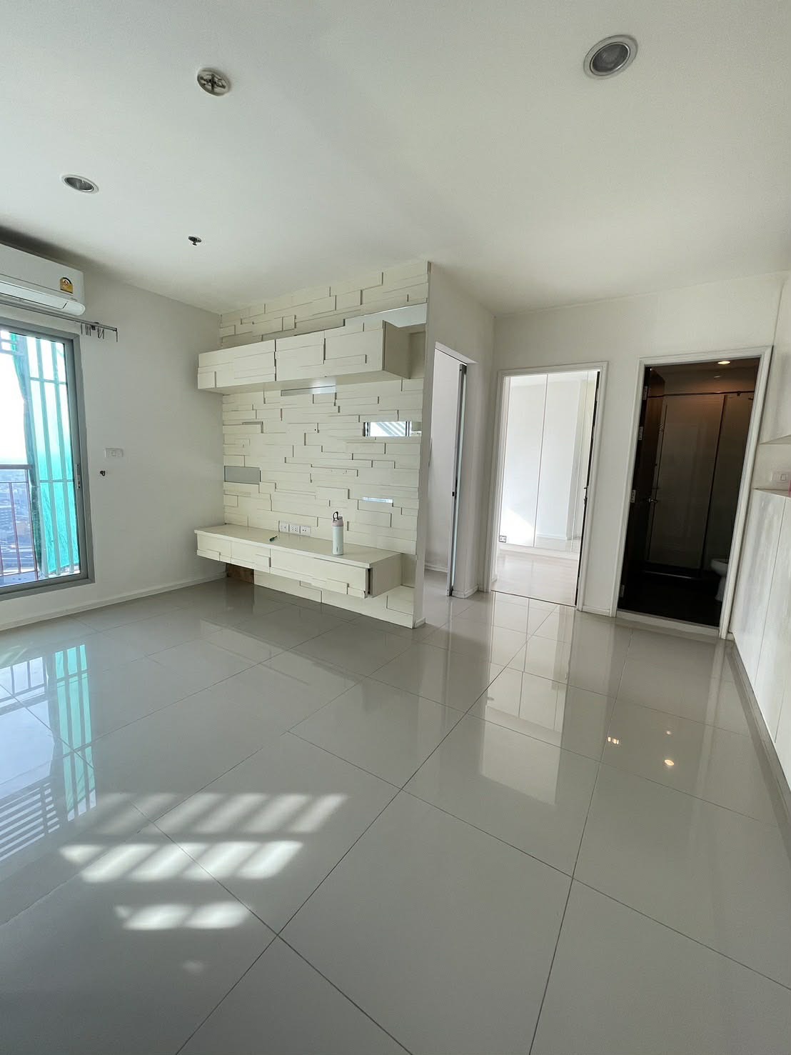 ขายด่วนคอนโด แอสปายสุขุมวิท48 เดินทางสะดวก ใกล้รถไฟฟ้า พร้อมเข้าอยู่ ขนาด 64.59 ตร.ม. ชั้น 27 สิ่งอำนวยความสะดวกครบครัน เช่น ฟิตเนส สระว่ายน้ำ 7