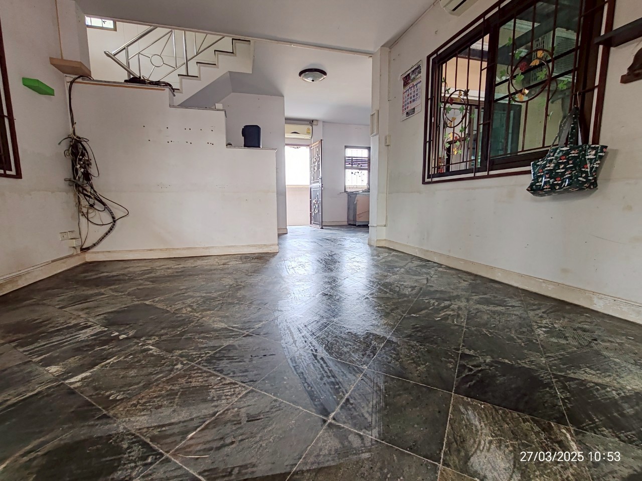 บ้านเดี่ยว​ อริสรา3เฟส2ชั้น​ 51ตรว.แอร์4ตัว 15
