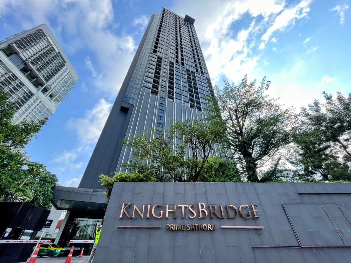 ขายคอนโดหรู Knightsbridge Prime Sathorn 1