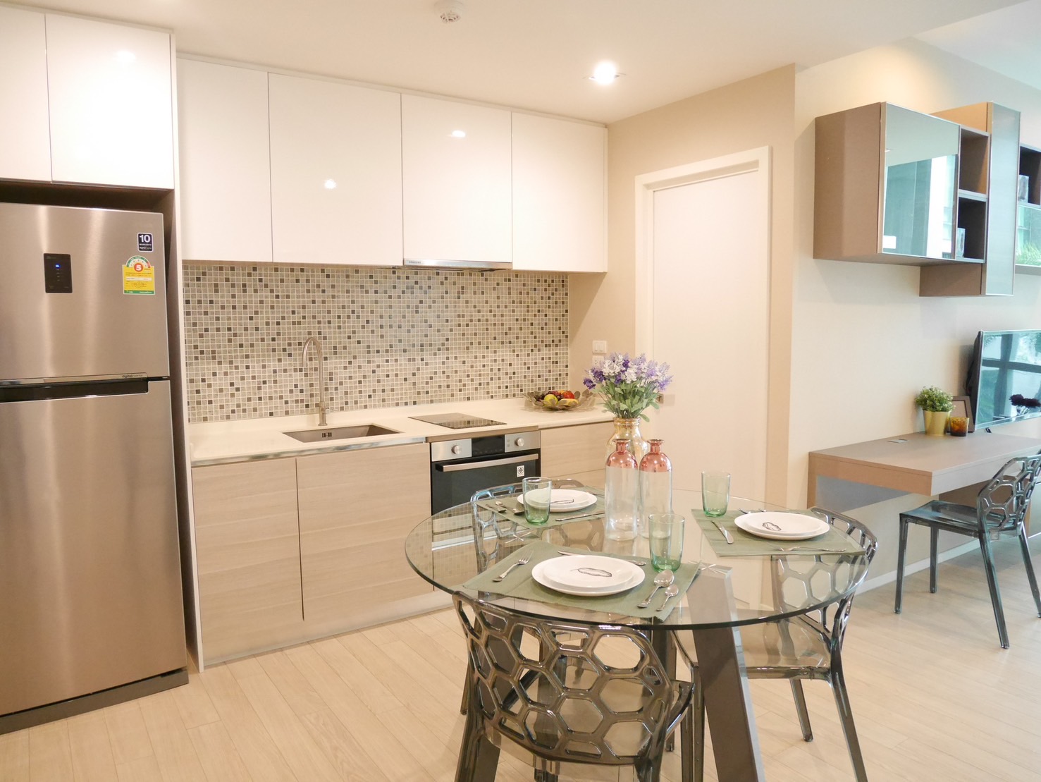 THE ROOM SUKHUMVIT 21 (ASOKE) 16