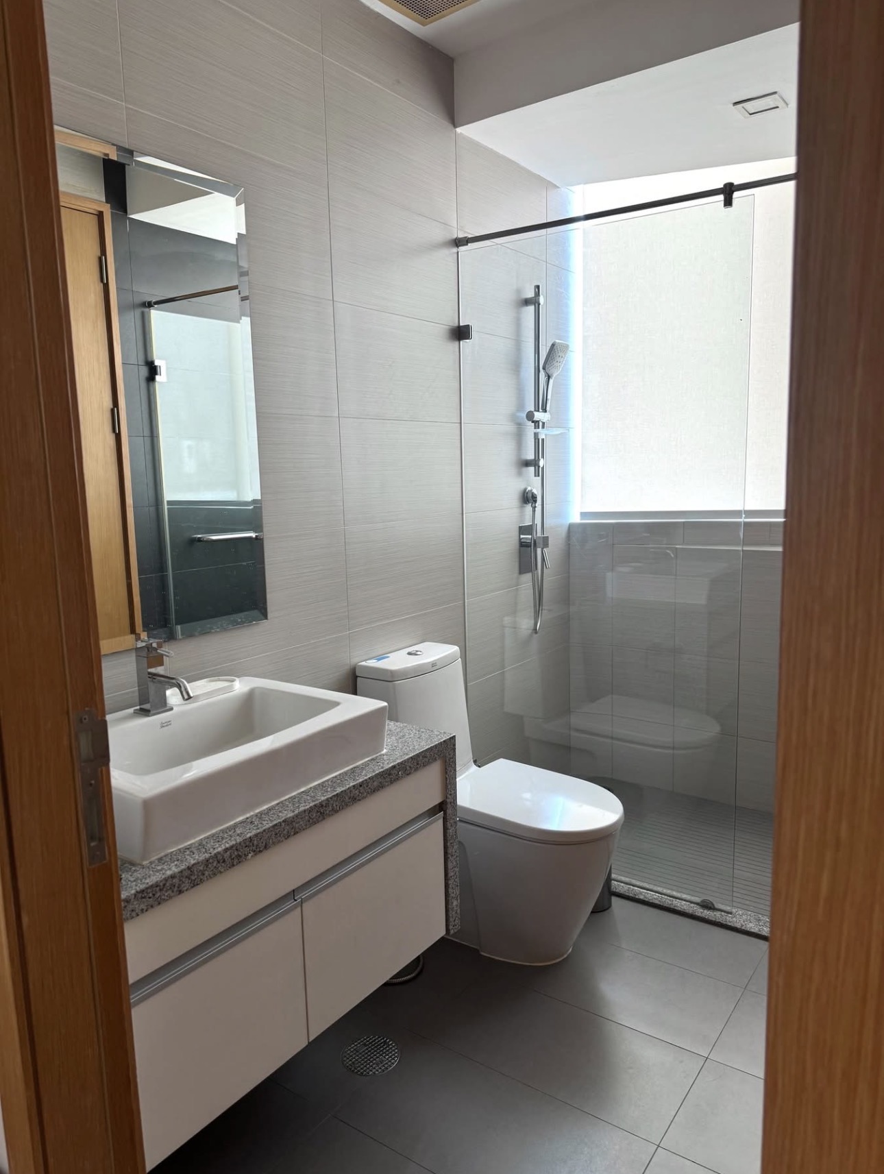 Millennium Residence Sukhumvit 20  ห้องใหญ่ Rare Item ใจกลางสุขุมวิท 10