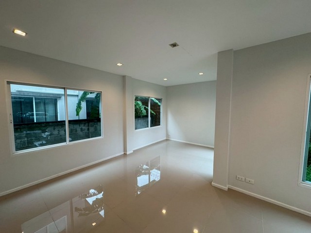 ให้เช่าบ้านเดี่ยว 3 ห้องนอน 3 ห้องน้ำ แอร์ 3 หมู่บ้านcasa ville รังสิต รังสิต-คลอง 2 6