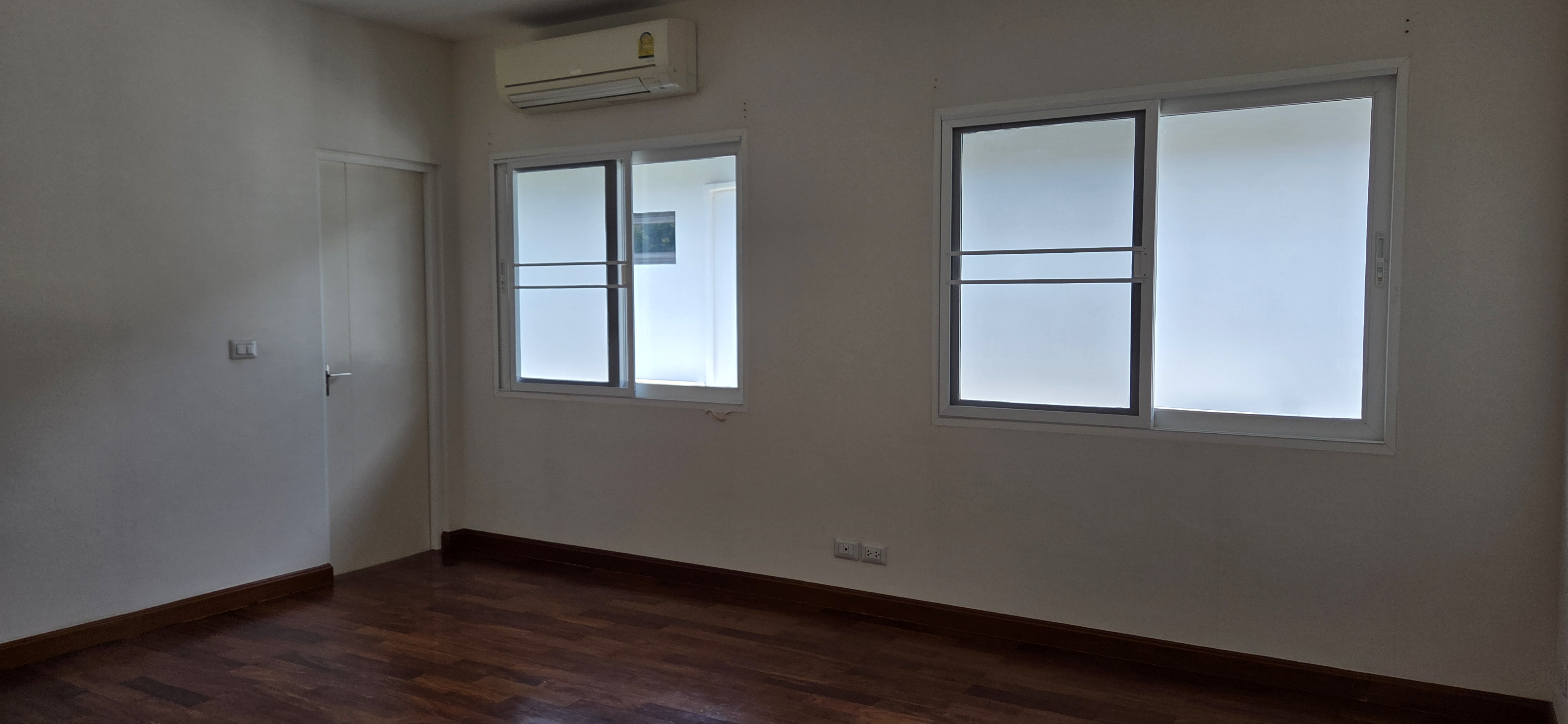 บ้านเดี่ยวหลังมุมในโครงการลัดดารมย์บางนา 15